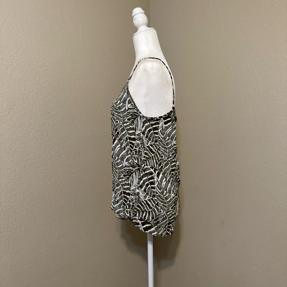 H&M Summer Leaf Spaghetti Strap Tank Size 4 - Picture 2 of 6